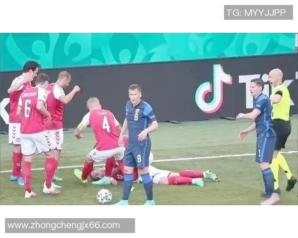 足球明星突发心脏骤停抢救视频引发全球关注与讨论